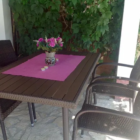 Casa vacanze Holiday House With A Parking Space Bonaci, Central Istria - Sredisnja Istra - 18104 *