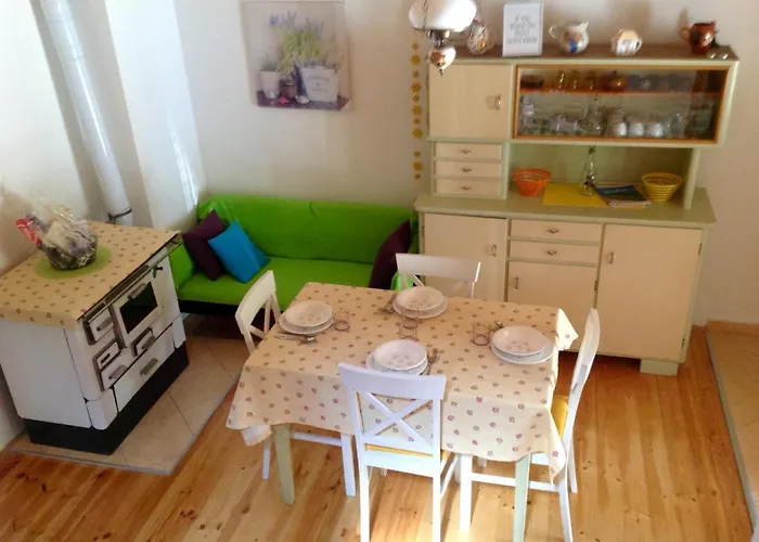 Casa vacanze Holiday House With A Parking Space Bonaci, Central Istria - Sredisnja Istra - 18104 *